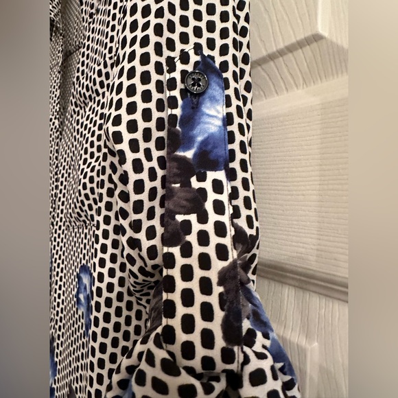 Express Portofino Button Down Top - Picture 5 of 7